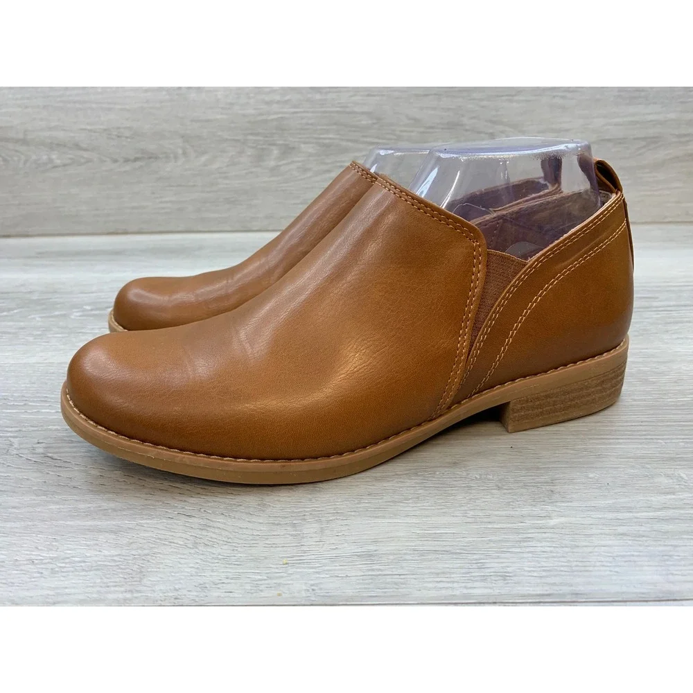 Eurosoft by Sofft Maggie Women's 9.5 Brown Ankle Boots Comfort Casual Booties